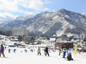 湯沢中里