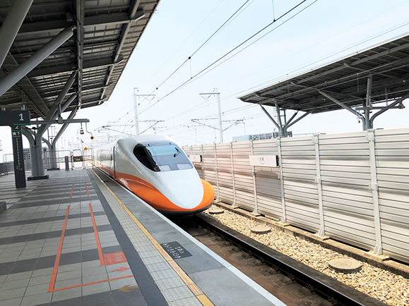 台北の新幹線(台湾高速鉄道)